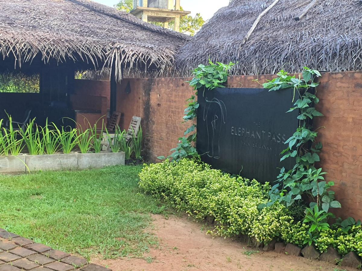 The Elephant Pass - Yala Tissamaharama Exterior photo