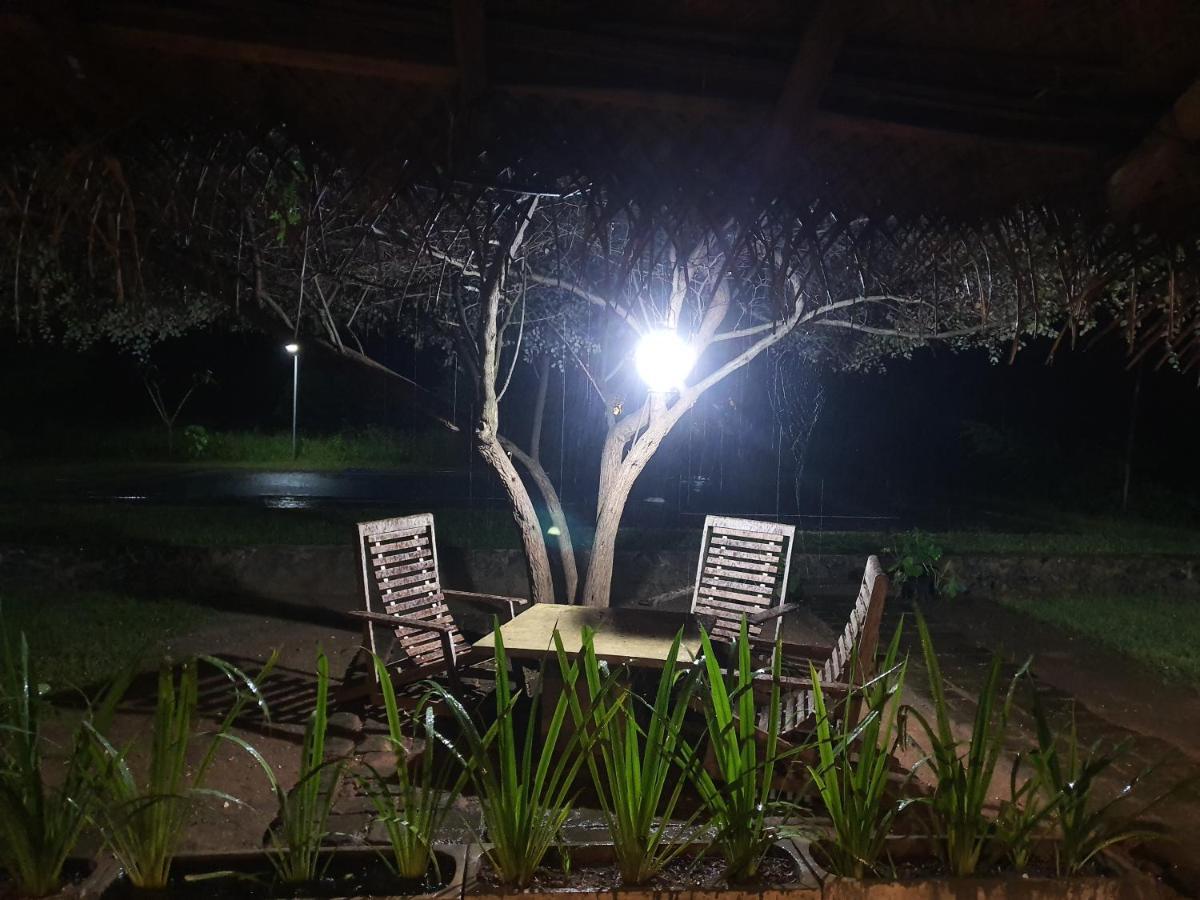 The Elephant Pass - Yala Tissamaharama Exterior photo